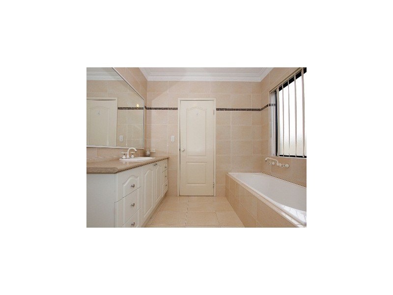 4 San Remo Bend, Clarkson WA 6030