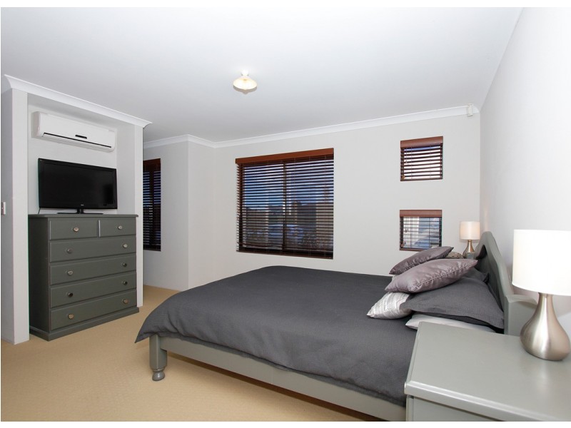 49 Vanderlin Cr, Ridgewood WA 6030