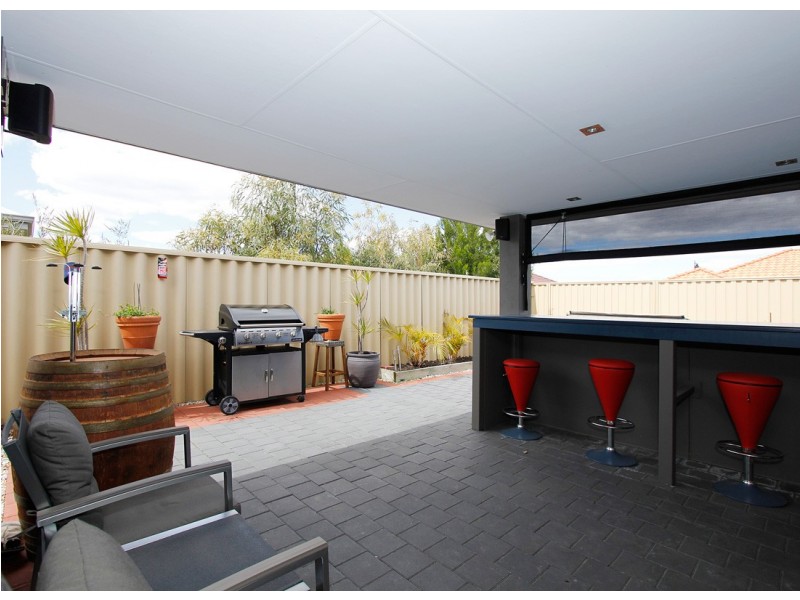 49 Vanderlin Cr, Ridgewood WA 6030