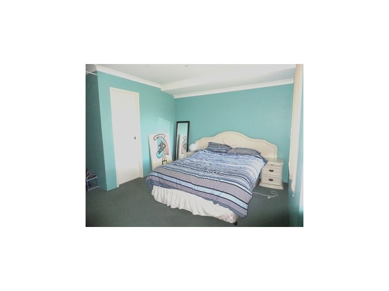 34 Minjah Circuit, Carramar WA 6031