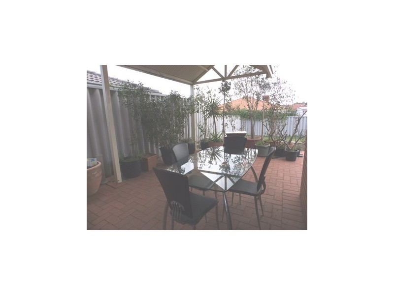 34 Minjah Circuit, Carramar WA 6031