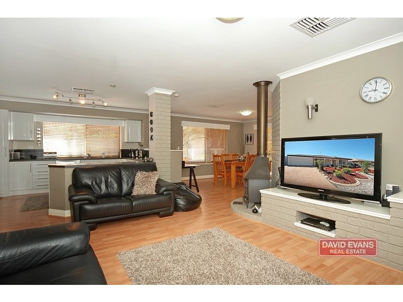 16 Shinners Green, Clarkson WA 6030