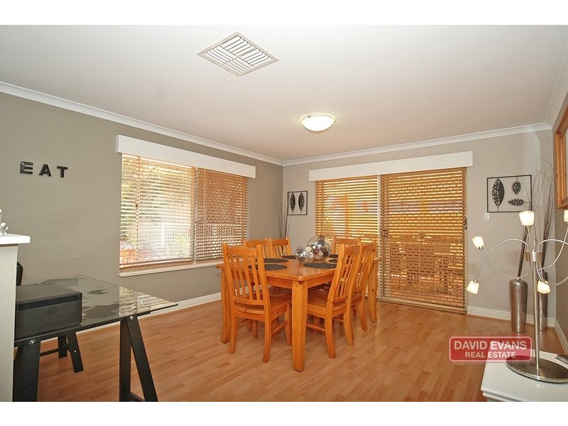 16 Shinners Green, Clarkson WA 6030