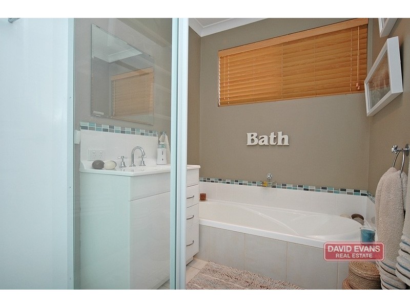 16 Shinners Green, Clarkson WA 6030