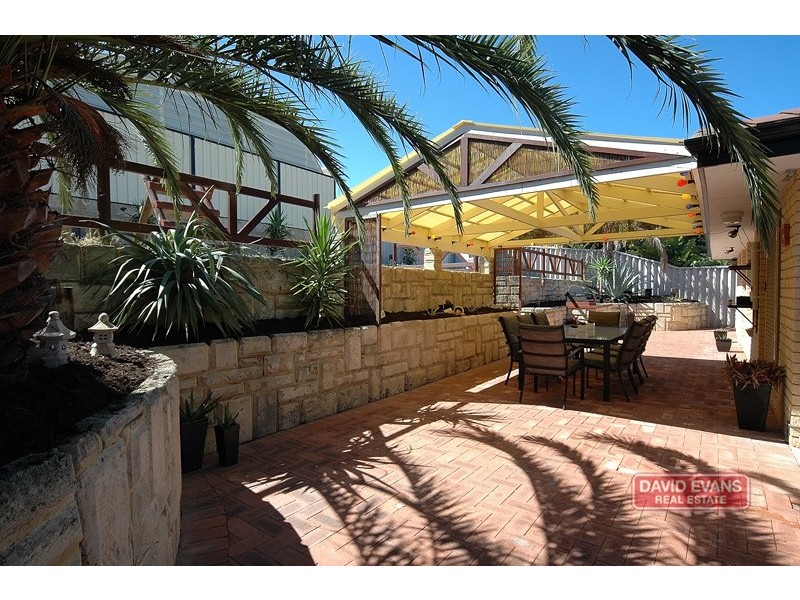 16 Shinners Green, Clarkson WA 6030