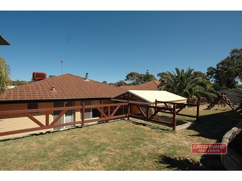 16 Shinners Green, Clarkson WA 6030
