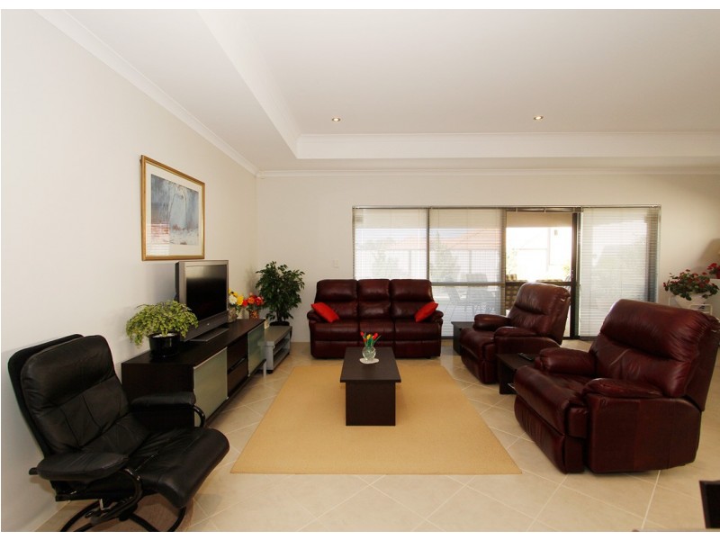 40 Injidup Loop, Clarkson WA 6030