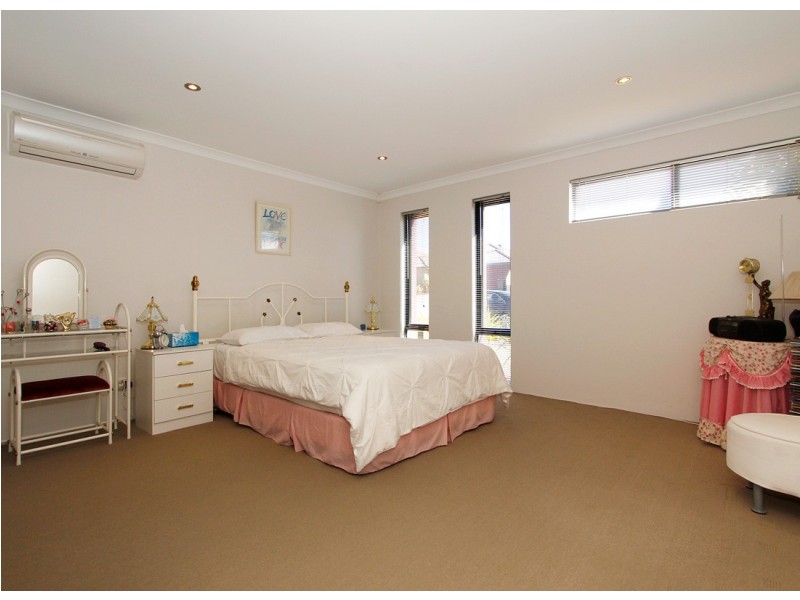 40 Injidup Loop, Clarkson WA 6030