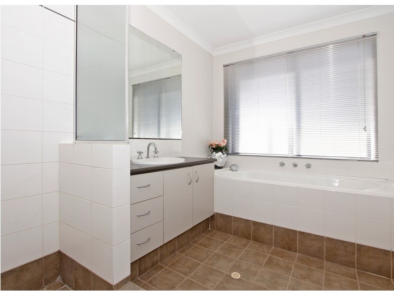 40 Injidup Loop, Clarkson WA 6030