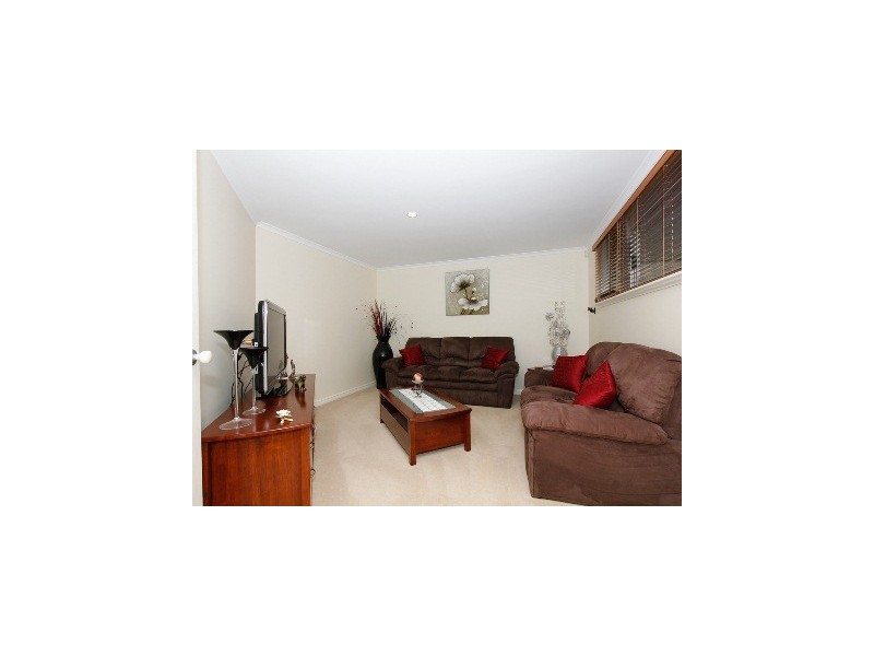 10 Kilgetty Gate, Butler WA 6036