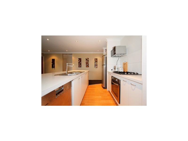 8 Alpina Promenade, Banksia Grove WA 6031