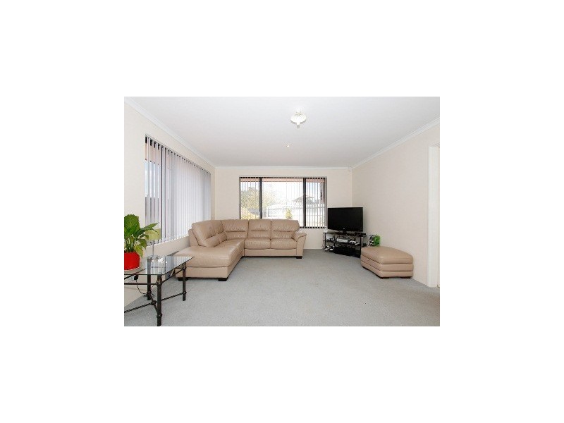 77 Waring Green, Clarkson WA 6030