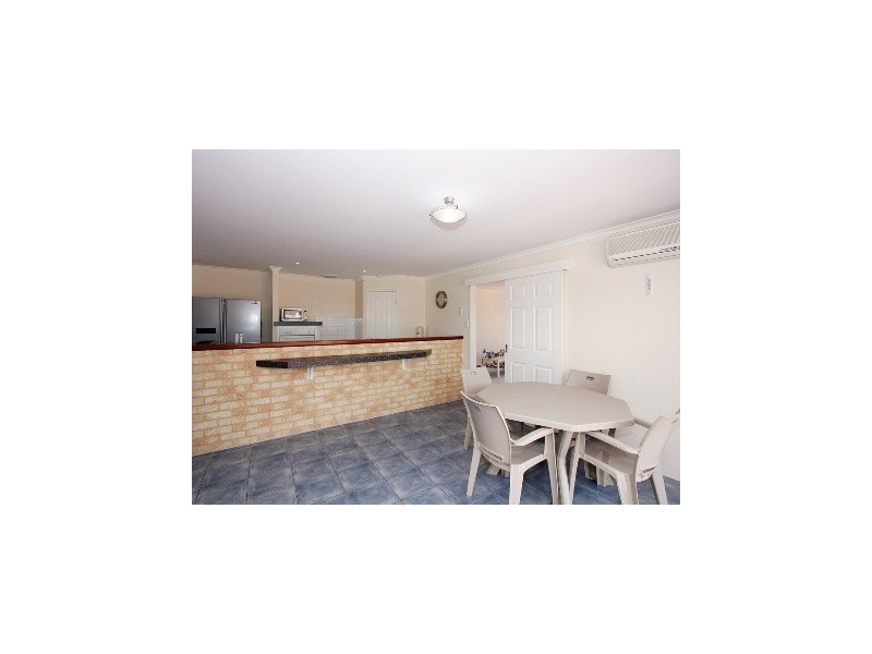 77 Waring Green, Clarkson WA 6030