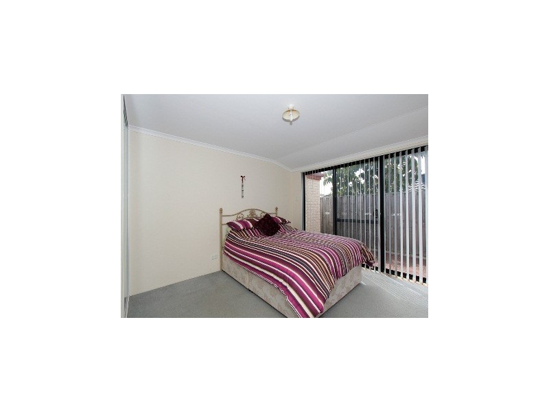 77 Waring Green, Clarkson WA 6030