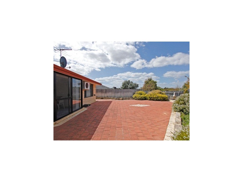 77 Waring Green, Clarkson WA 6030