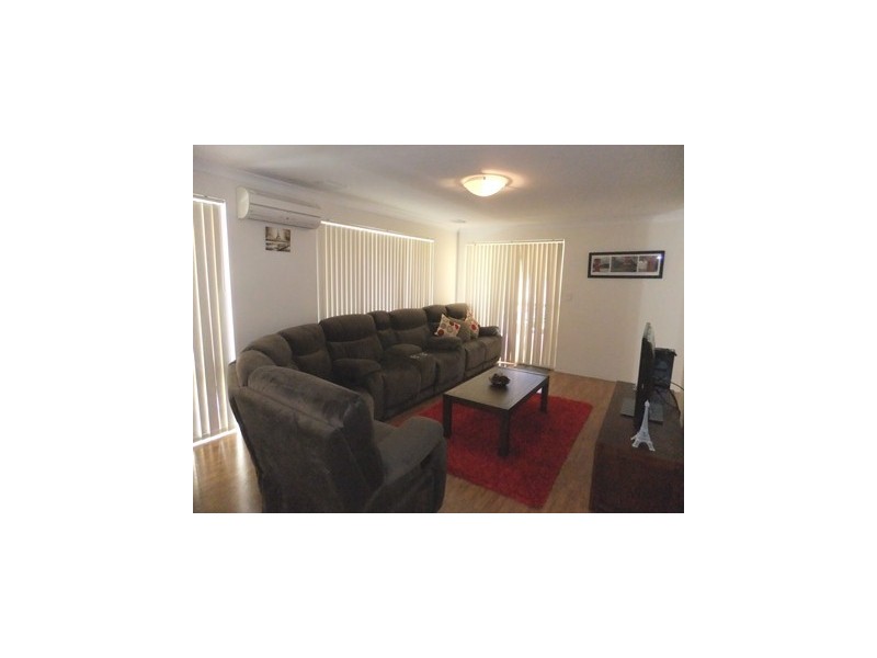 22 Edenbrooke Terrrace, Clarkson WA 6030