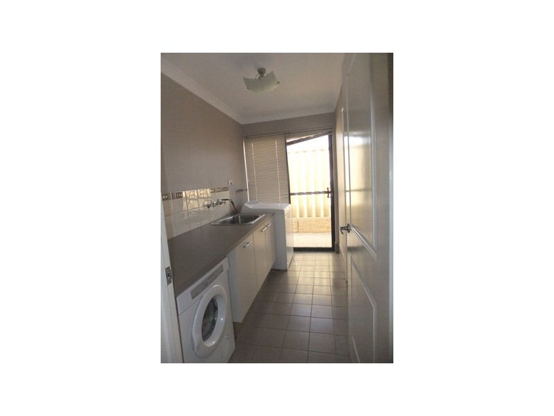 17 Hillsborough Parkway, Ridgewood WA 6030