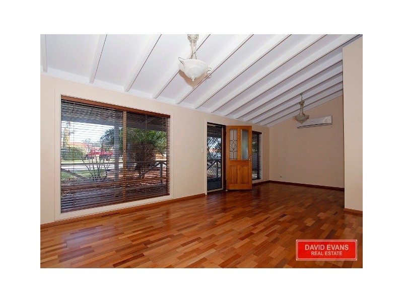 1 Perrin Crest, Clarkson WA 6030