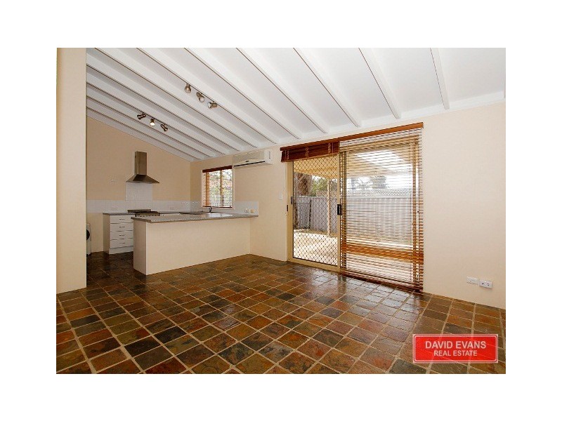 1 Perrin Crest, Clarkson WA 6030