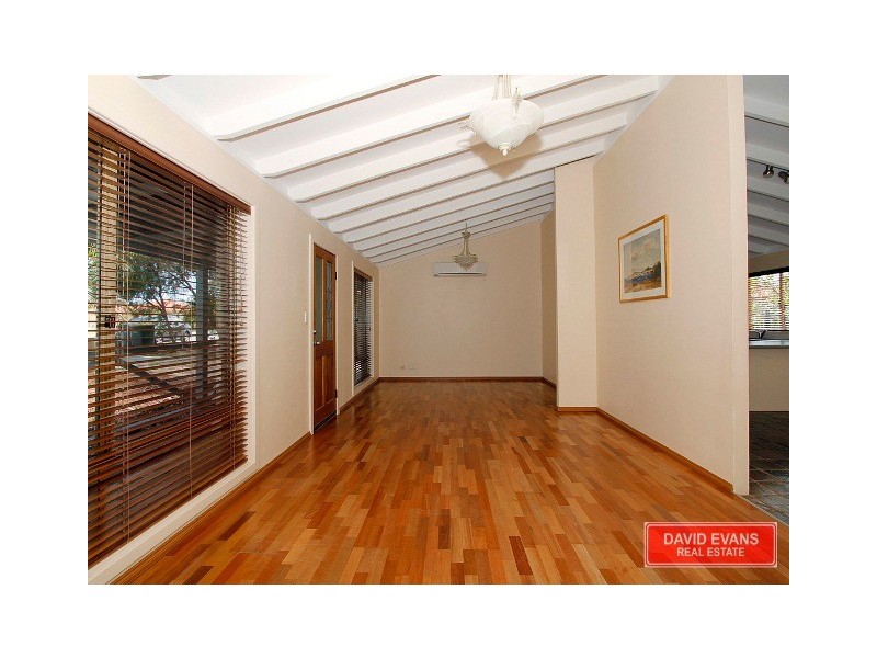 1 Perrin Crest, Clarkson WA 6030