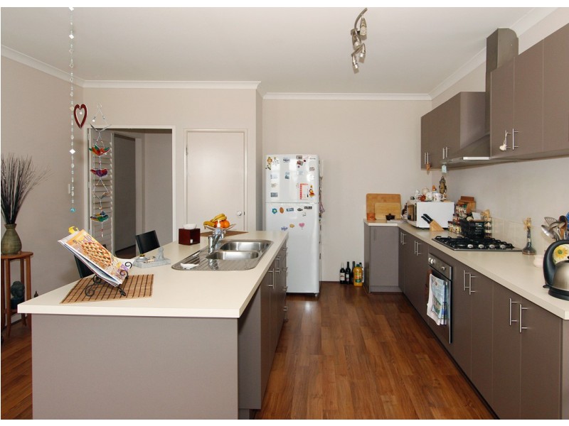 24 Kahana Parkway, Butler WA 6036