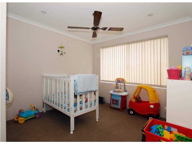 24 Kahana Parkway, Butler WA 6036