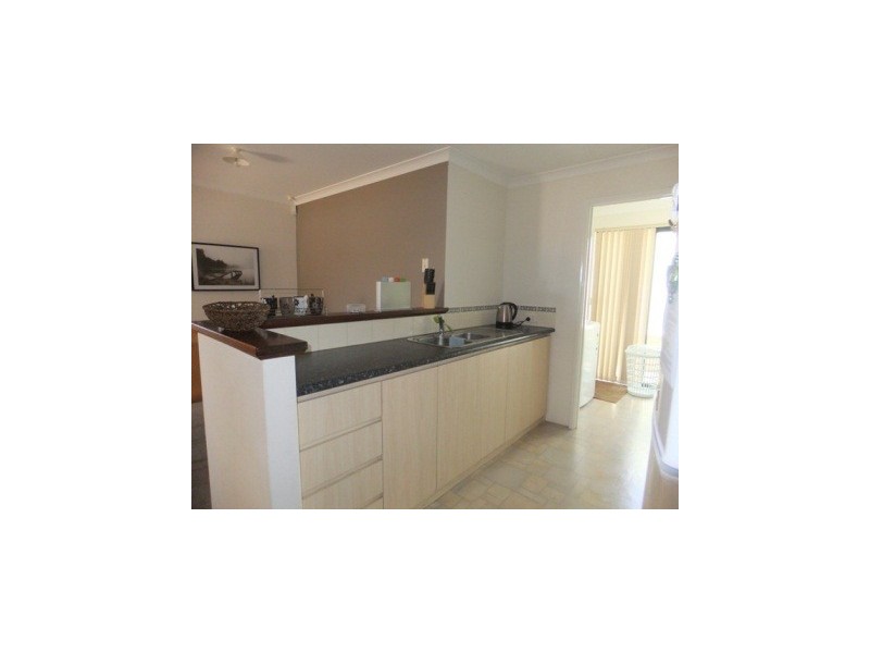 25 Adelong Circuit, Merriwa WA 6030