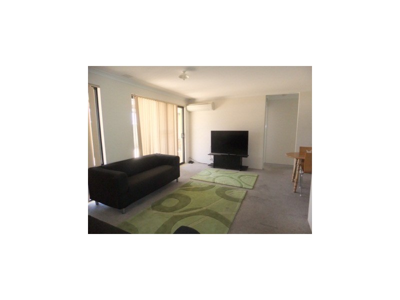 25 Adelong Circuit, Merriwa WA 6030