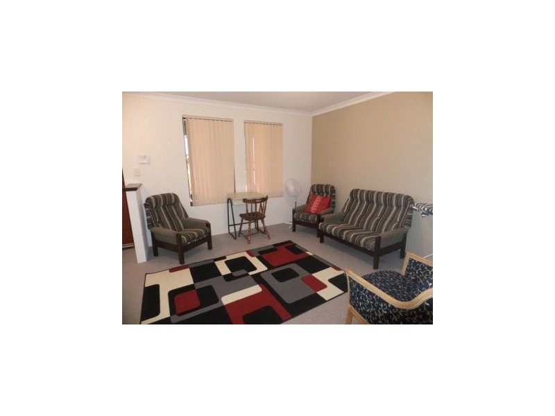 25 Adelong Circuit, Merriwa WA 6030