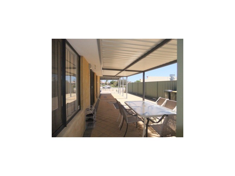 25 Adelong Circuit, Merriwa WA 6030