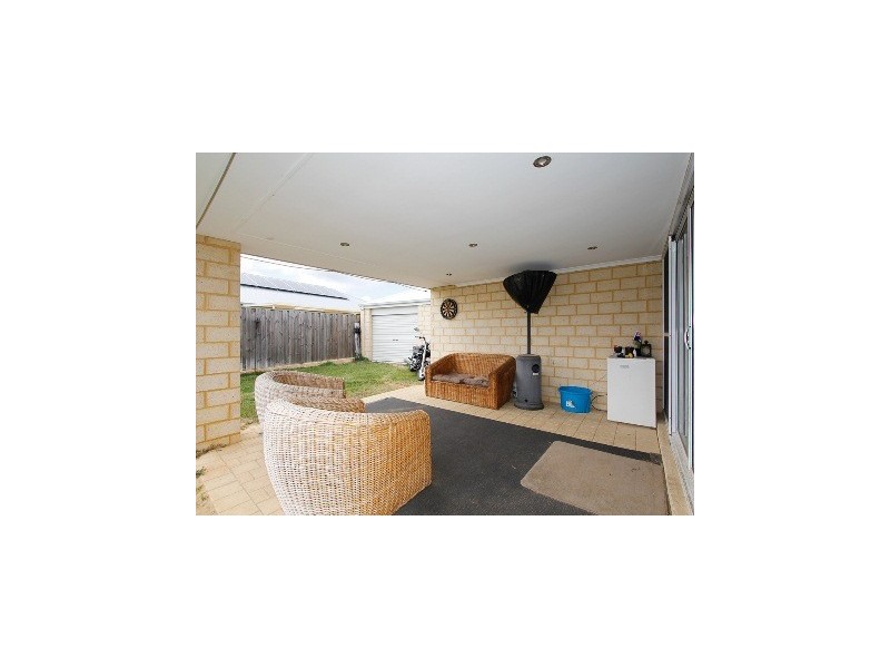 52 Beachside Parade, Yanchep WA 6035