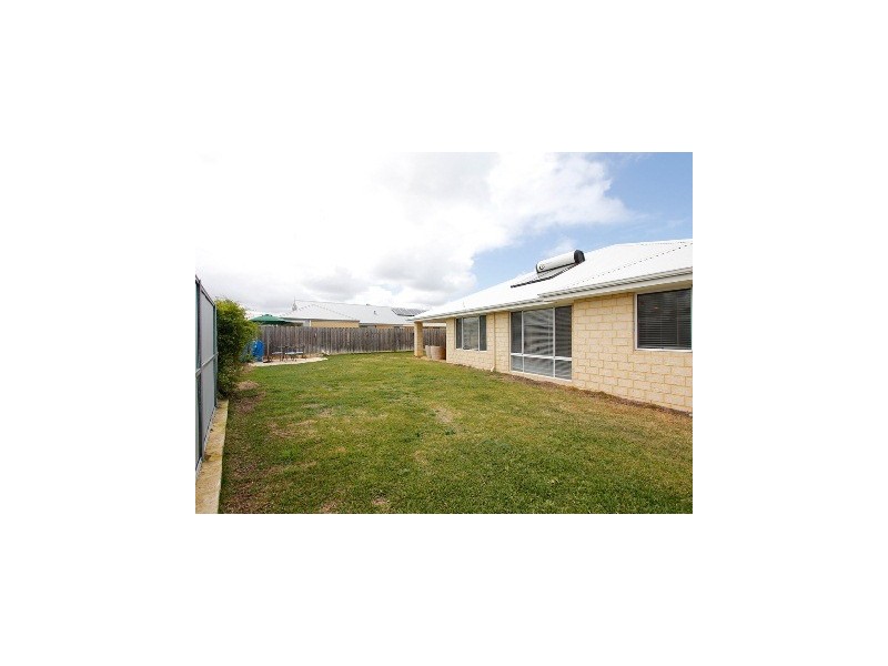 52 Beachside Parade, Yanchep WA 6035