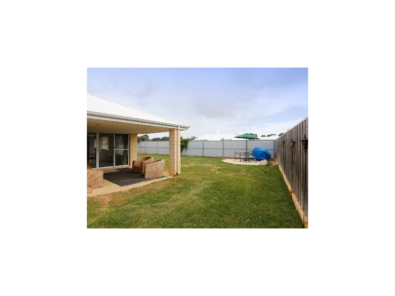 52 Beachside Parade, Yanchep WA 6035