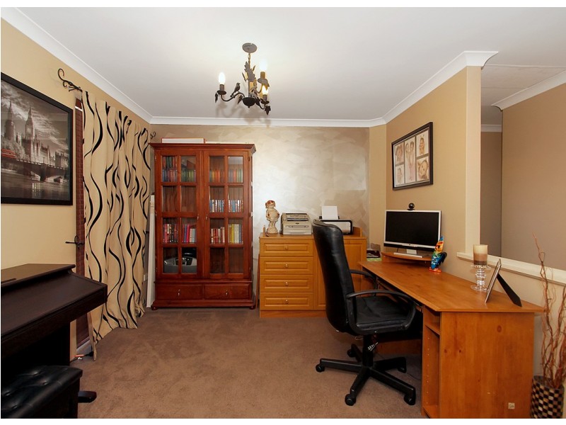 5 Halifax Boulevard, Mindarie WA 6030