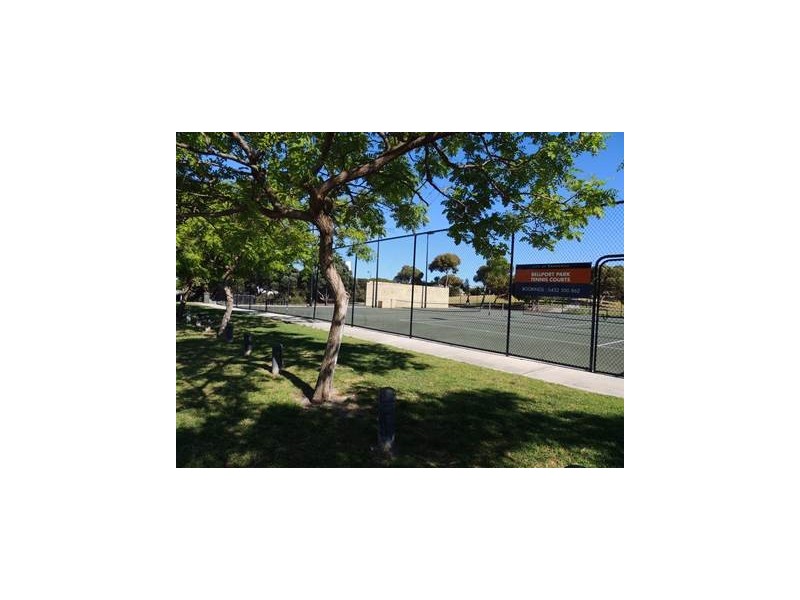 5 Halifax Boulevard, Mindarie WA 6030