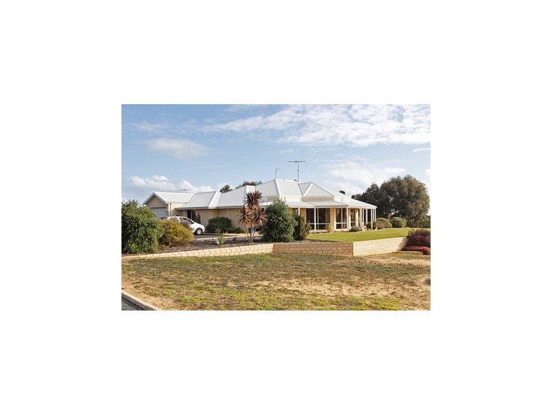 223 Sovereign Hill Drive, Gabbadah WA 6041