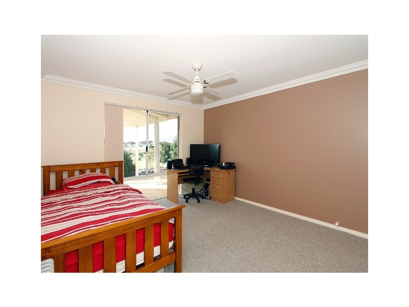 223 Sovereign Hill Drive, Gabbadah WA 6041