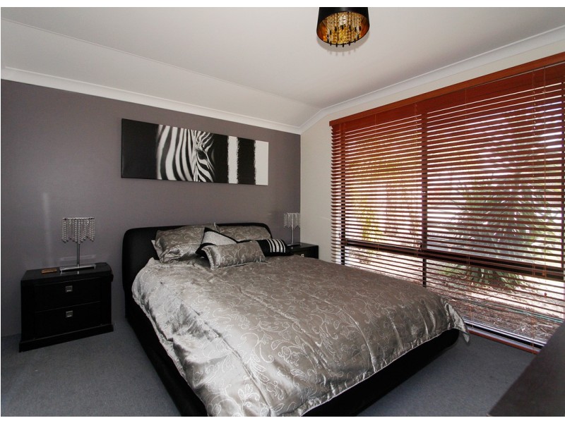 47 Peridot Turn, Banksia Grove WA 6031