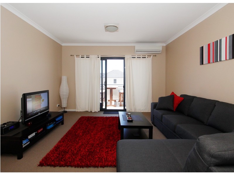 28-1 Sunlander Drive, Currambine WA 6028