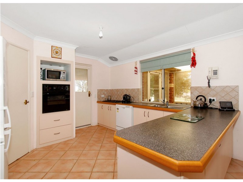 13 Warrup Road, Gabbadah WA 6041