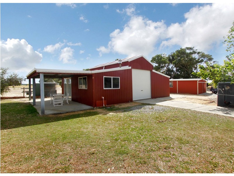 13 Warrup Road, Gabbadah WA 6041