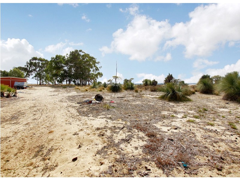 13 Warrup Road, Gabbadah WA 6041