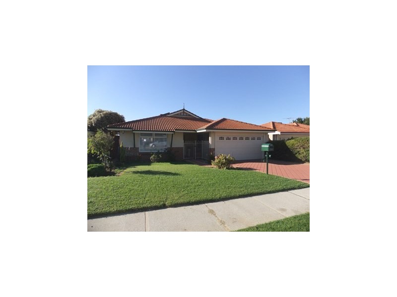 4 Cassano Boulevard, Clarkson WA 6030