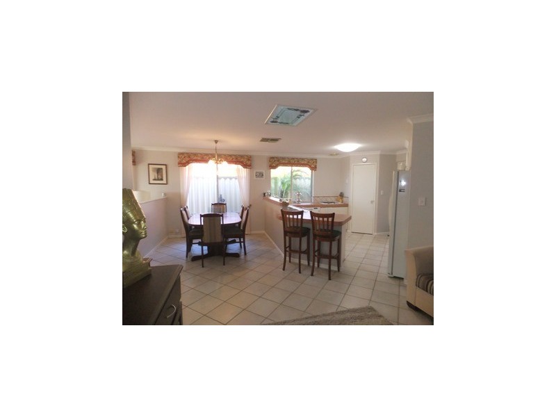 4 Cassano Boulevard, Clarkson WA 6030