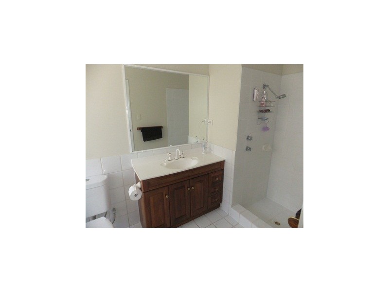 8 Malacca Way, Mindarie WA 6030