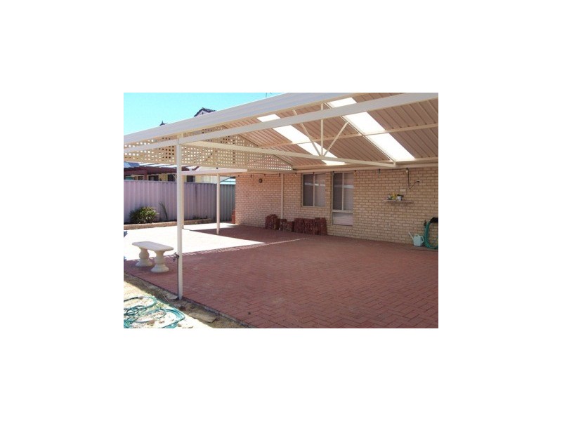 11 Jenolan Way, Merriwa WA 6030