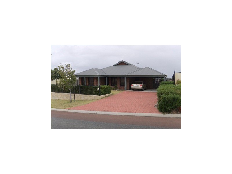 2 Lower Keys Drive, Clarkson WA 6030