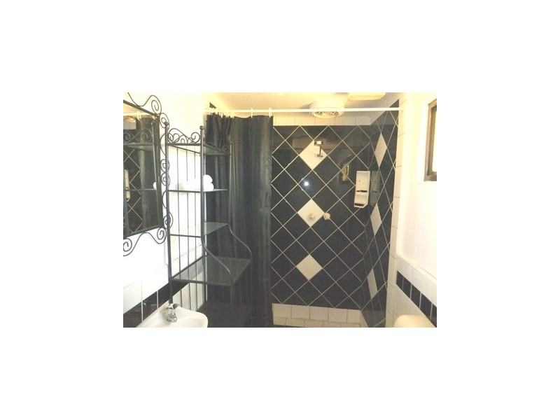 99/91 Benara Road, Caversham WA 6055