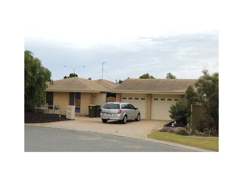 8 Audax Ct, Merriwa WA 6030