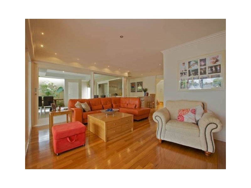 134 Dampier Avenue, Mullaloo WA 6027